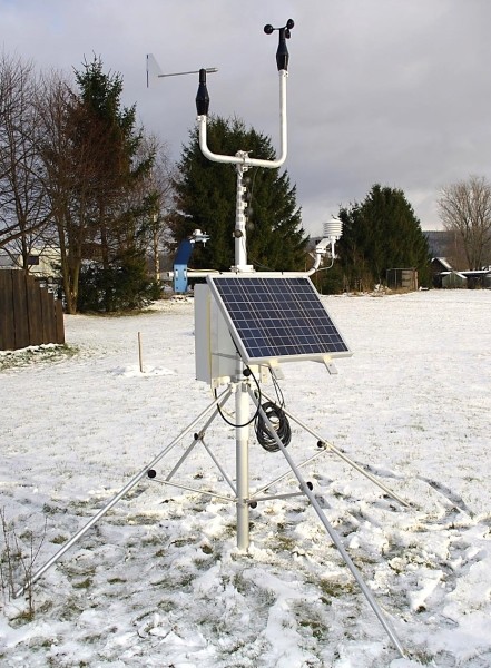 Klima- Messstation mit portablem 10m Mastsystem